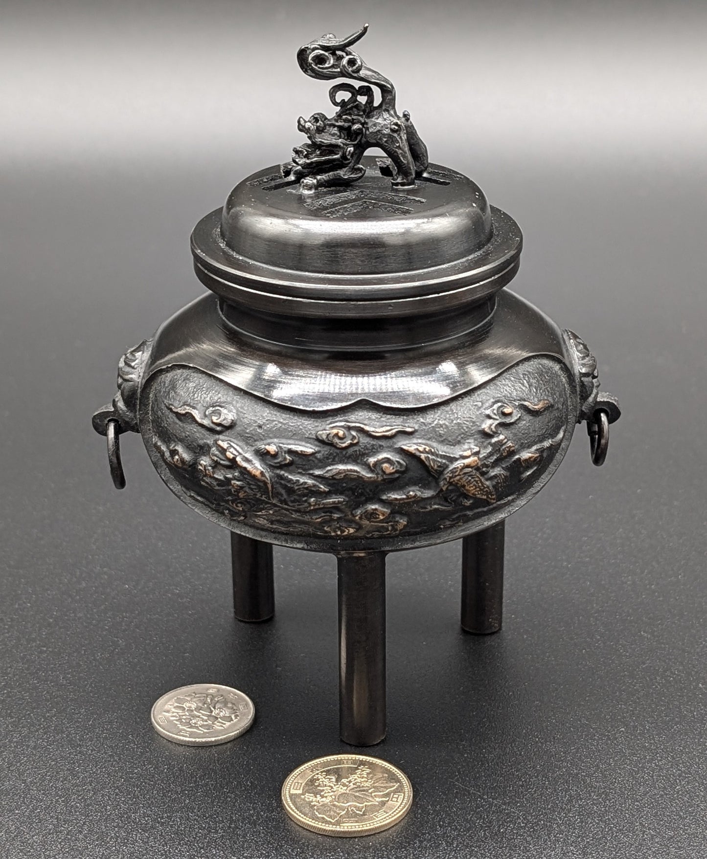 VINTAGE INCENSE BURNER with Lion and Crane by ZUIHOU TRUE JAPANESE ARTISAN