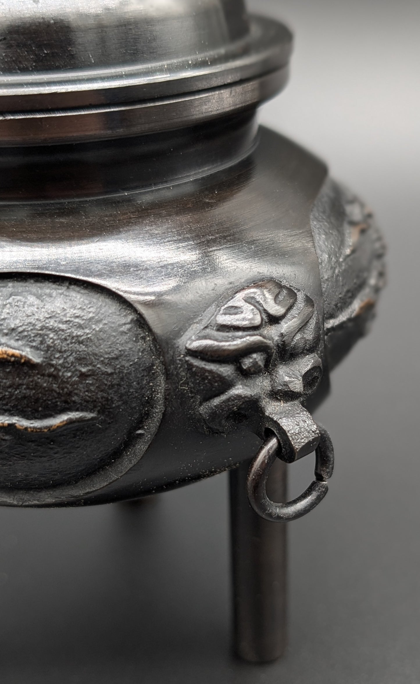 VINTAGE INCENSE BURNER with Lion and Crane by ZUIHOU TRUE JAPANESE ARTISAN