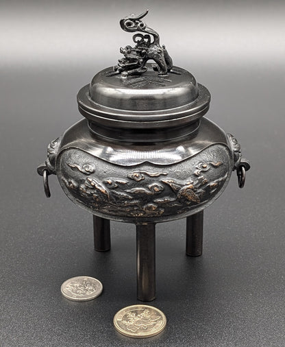 VINTAGE INCENSE BURNER with Lion and Crane by ZUIHOU TRUE JAPANESE ARTISAN