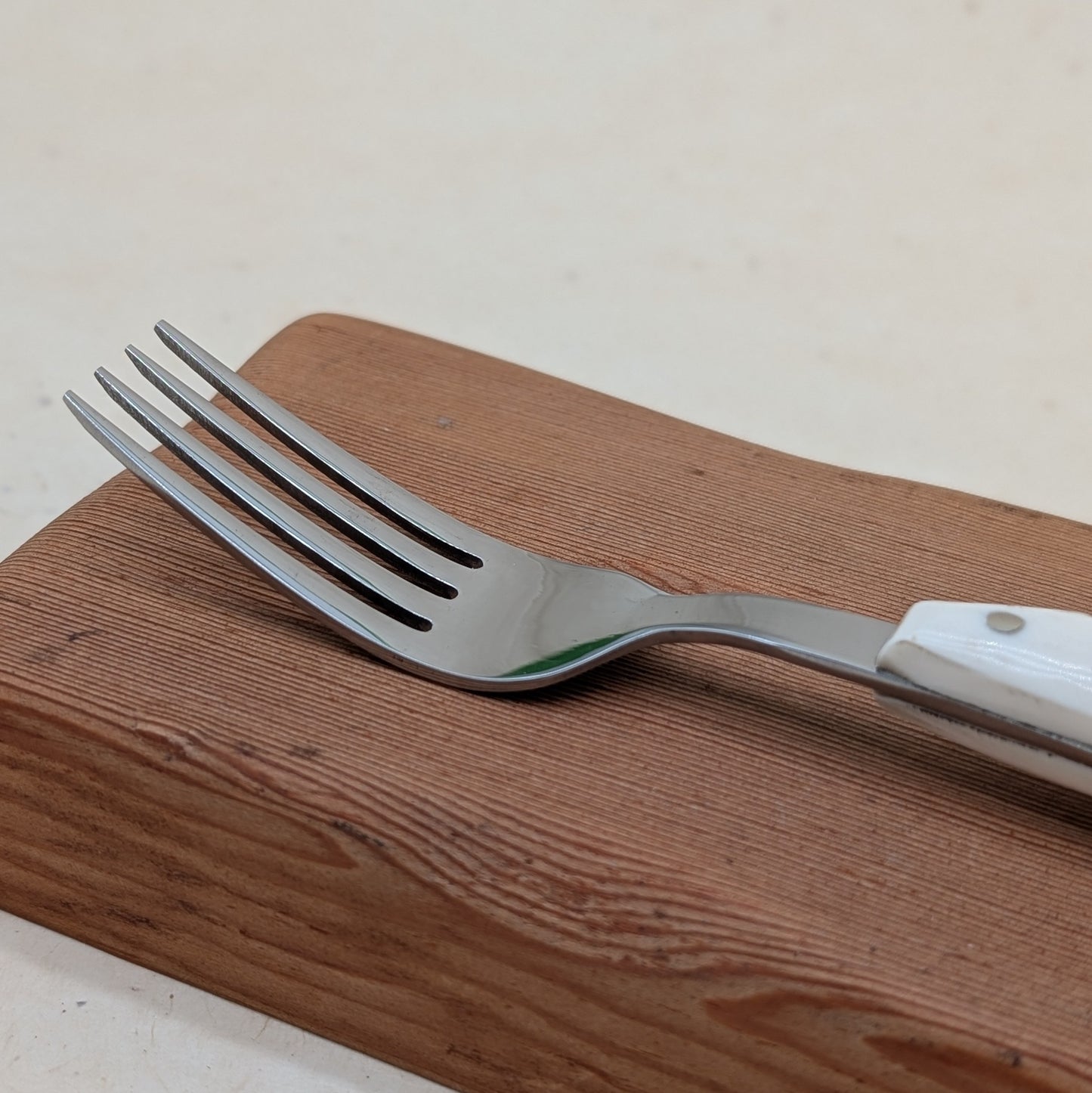 KNAZIS HANDCRAFTED SPIRIT STAG FOLK #4 TABLE FOLK from JAPAN #4