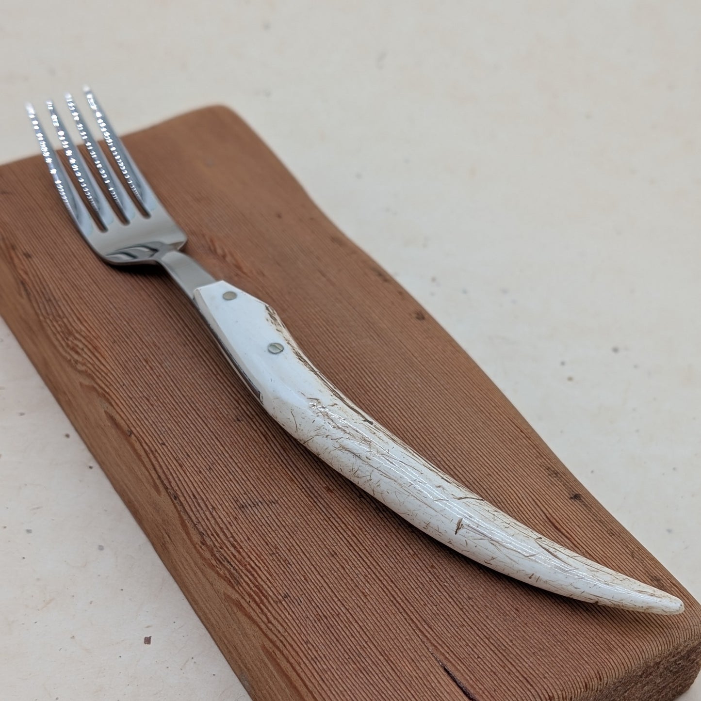 KNAZIS HANDCRAFTED SPIRIT STAG FOLK #4 TABLE FOLK from JAPAN #4