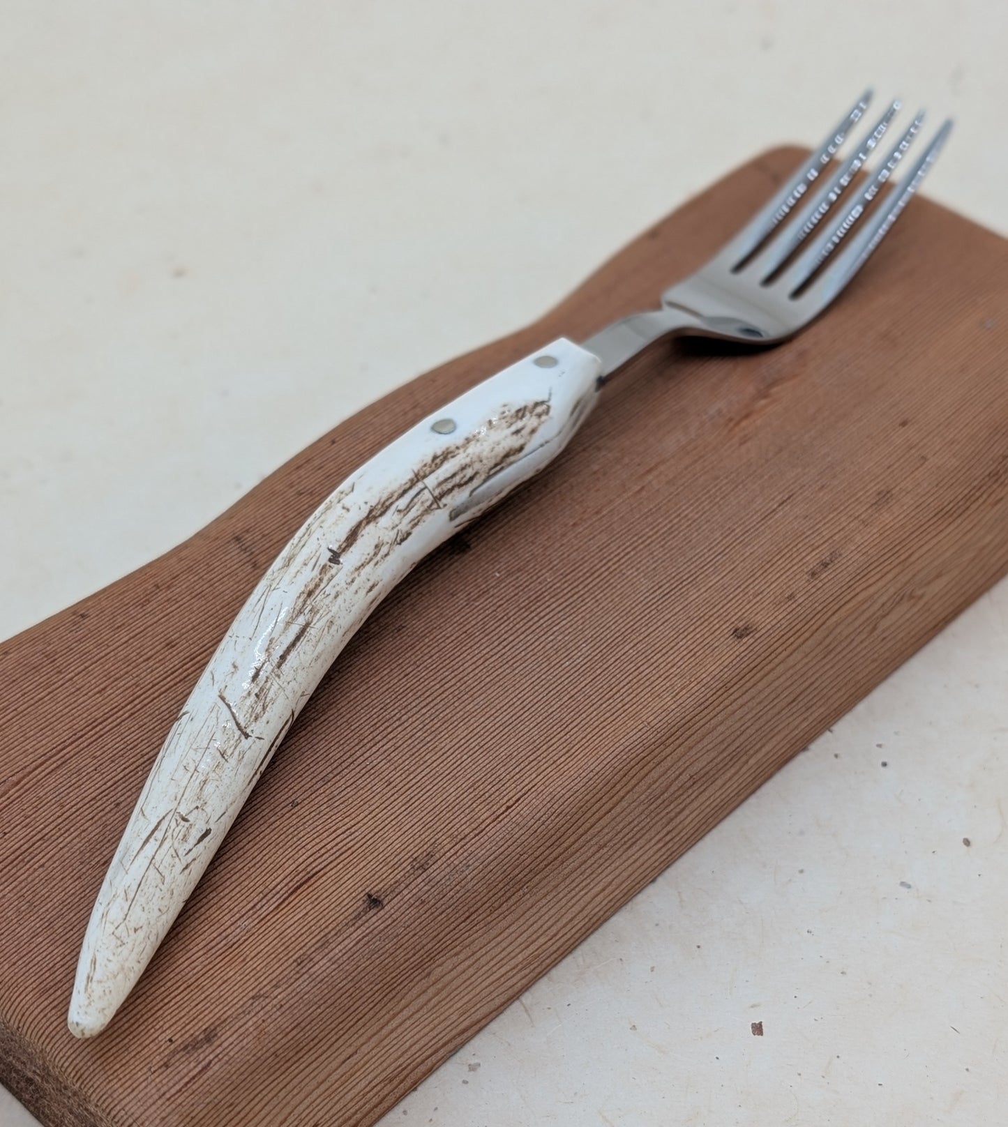 KNAZIS HANDCRAFTED SPIRIT STAG FOLK #4 TABLE FOLK from JAPAN #4