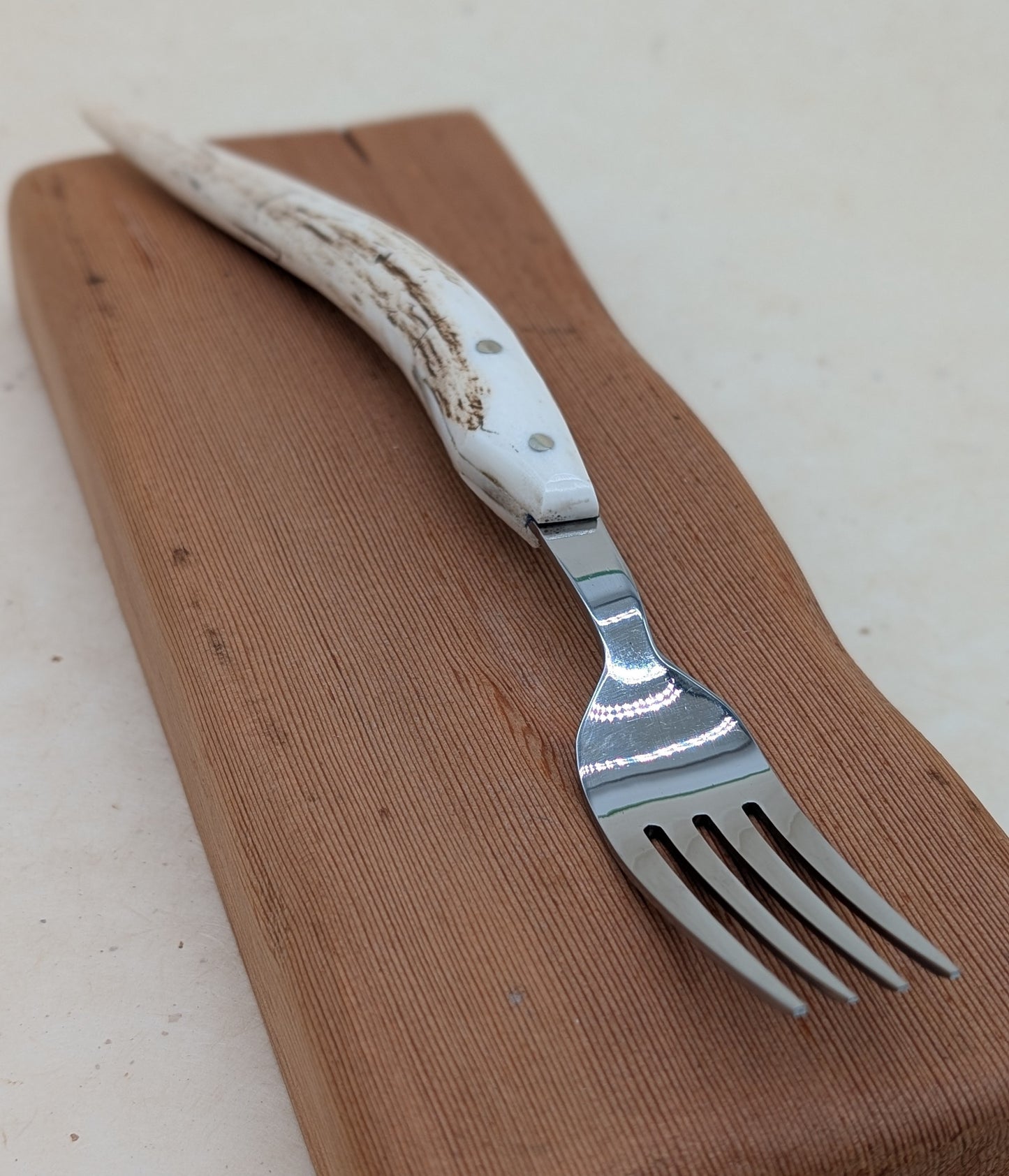 KNAZIS HANDCRAFTED SPIRIT STAG FOLK #4 TABLE FOLK from JAPAN #4